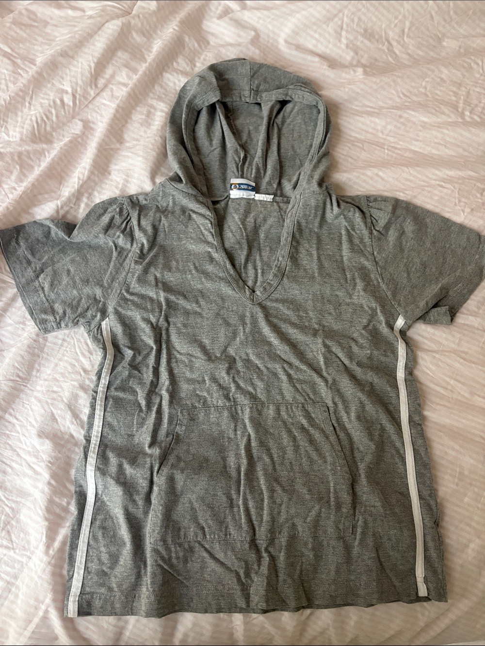 2000’s Y2K VINTAGE SHORT SLEEVE HOODED TOP
